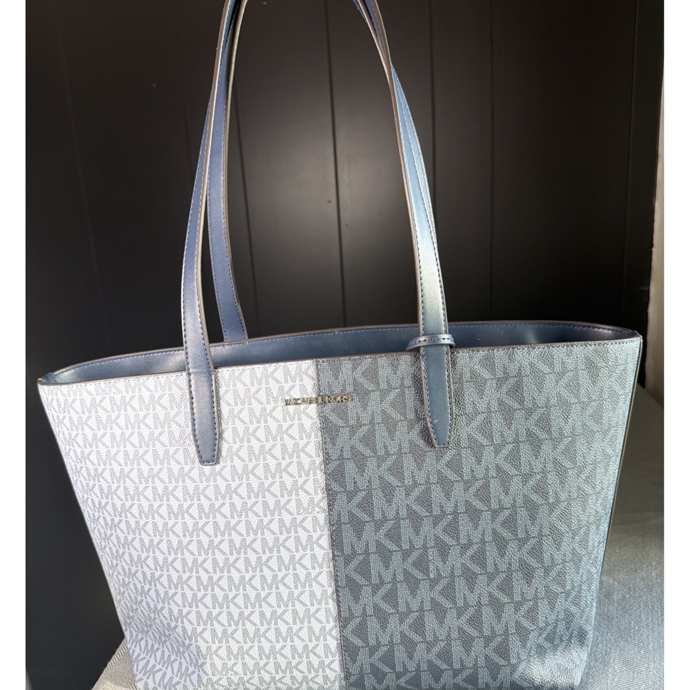 Michael Kors Jet Set Travel Women Medium Two-Tone Logo Tote Bag Navy Multi